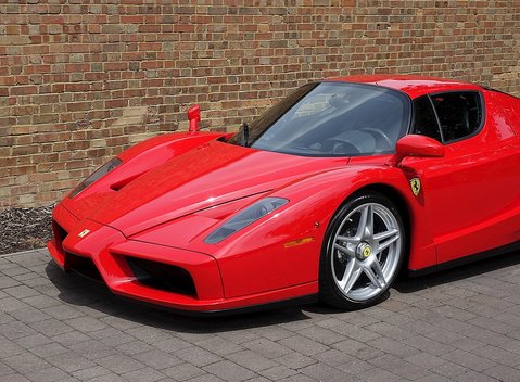 Ferrari Enzo 18