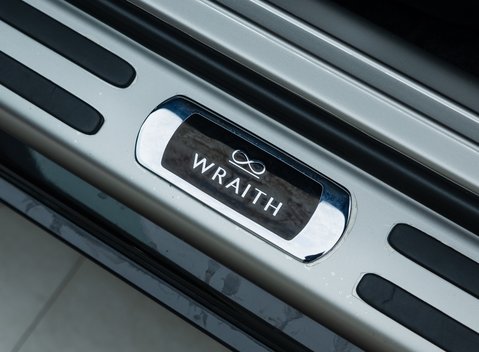 Rolls-Royce Wraith Black Badge 26