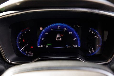 Toyota Corolla ICON TECH 15