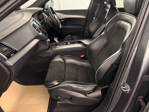 Volvo XC90 2.0 D5 PowerPulse R-Design Auto 4WD Euro 6 (s/s) 5dr 5