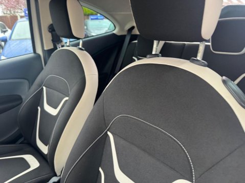 Ford Ka 1.2 Zetec White Edition Euro 6 (s/s) 3dr 28