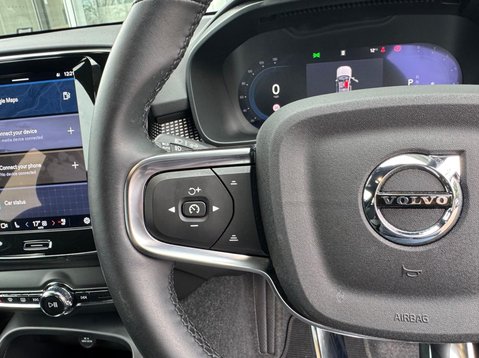 Volvo XC40 B4 PLUS 36