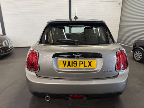 Mini Hatch 1.5 Cooper Classic 5dr 11