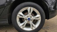 Ford Focus 1.6 Zetec S Powershift Euro 5 5dr 27