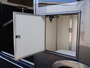 Renault Master 3.5 ton Coach Built Freddie Gover Horsebox with uprated suspension alloys  22