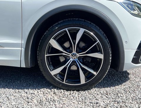 Volkswagen Tiguan 1.5 Tiguan R-Line TSi Semi-Auto 5dr 14