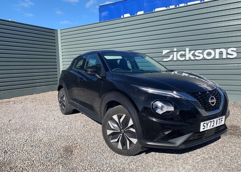 Nissan Juke DIG-T ACENTA DCT 1