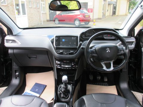 Peugeot 2008 1.2 PureTech Allure Premium Euro 6 (s/s) 5dr 15