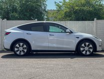 Tesla Model Y (Dual Motor) Long Range SUV 5dr Electric Auto 4WDE (384 bhp) 6