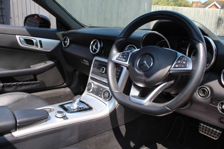 Mercedes-Benz SLC 2.0 SLC 200 AMG Line Auto 2dr 5