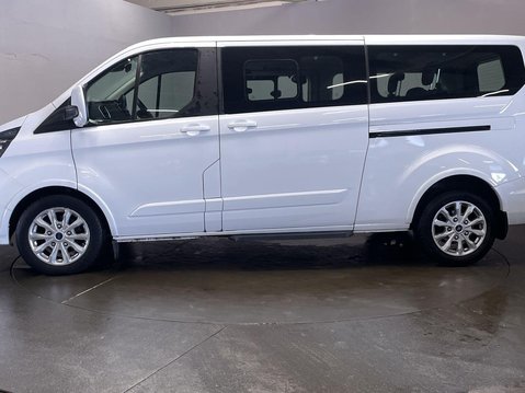 Ford Tourneo Custom 2.0 320 EcoBlue Titanium Minibus Double Cab 5dr Diesel Auto L2 Euro 6 (s/s) 5