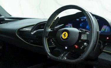 Ferrari SF90 Stradale Assetto Fiorano 9