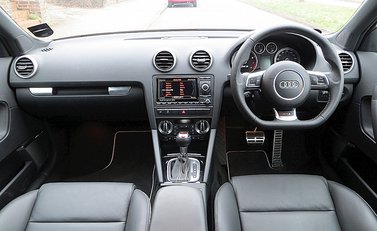 Audi RS3 Sportback 10