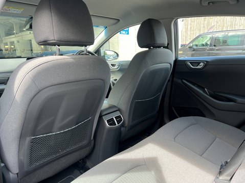 Hyundai IONIQ 1.6 h-GDi Premium Hatchback 5dr Petrol Hybrid DCT Euro 6 (s/s) (141 ps) 11