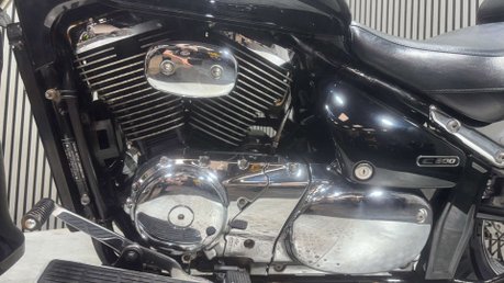 Suzuki Intruder 800 2008 ONLY 25K 800CC CRUISER BIKE NEW MOT SERVICED A2 15
