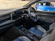 Volkswagen Golf 2.0 Golf R TSi 4Motion Semi-Auto 4WD 5dr 12