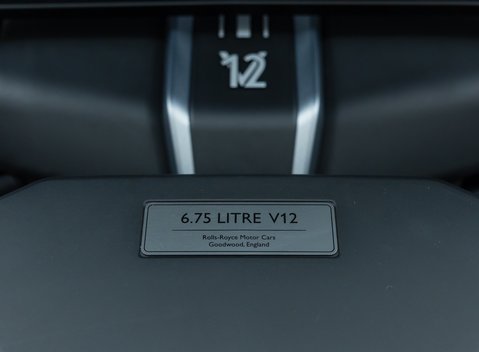 Rolls-Royce Cullinan Series II BLACK BADGE 45