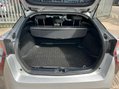Toyota Prius VVT-I ACTIVE 17