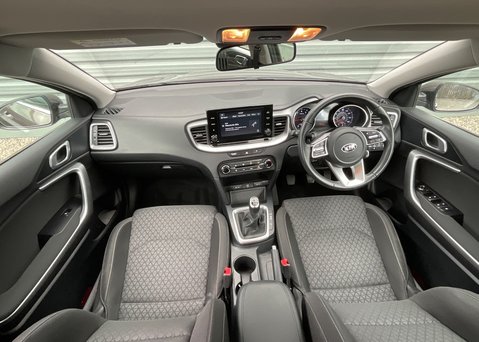 Kia Xceed 1.0 T-GDI 2 ISG 13