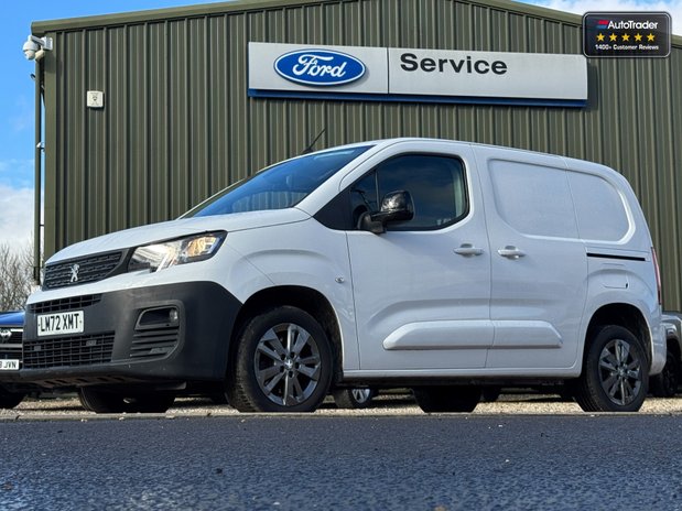 Peugeot Partner SWB L1H1 Low Roof Asphalt Air Con Alloys Camera Nav Sensors SELECT 1