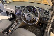 Volkswagen Golf 35.8kWh e-Golf Hatchback 5dr Electric Auto (136 ps) 52