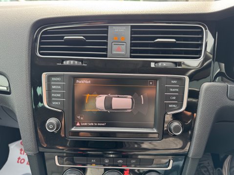 Volkswagen Golf GT TSI ACT BLUEMOTION TECHNOLOGY 26