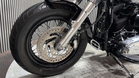Harley-Davidson Softail 1690 FLS SLIM 2016 ONLY 9K 1 GENUINE OWNER STUNNING CRUISER 29