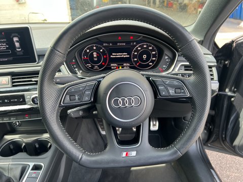 Audi A4 2.0 TDI Black Edition Saloon 4dr Diesel Manual Euro 6 (s/s) (150 ps) 19
