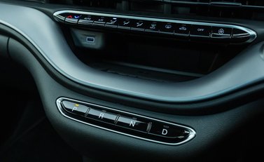 Abarth 500e Scorpionissima 22