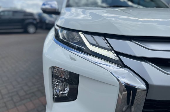 Mitsubishi L200 DI-D BARBARIAN DOUBLE CAB AUTO REAR CANOPY 12