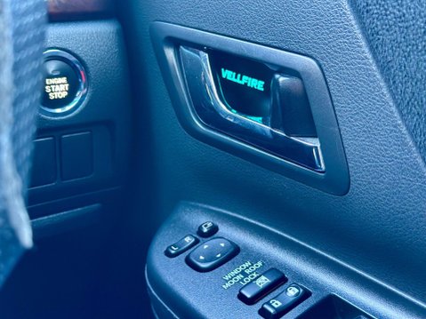 Toyota Vellfire +RARE+GRADE 4+BODY KIT+STUNNING+ 52