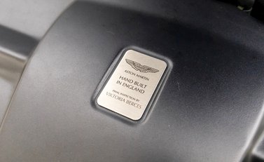 Aston Martin Vanquish S Volante 34