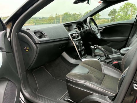Volvo V40 2.0 V40 R-Design T2 5dr 13
