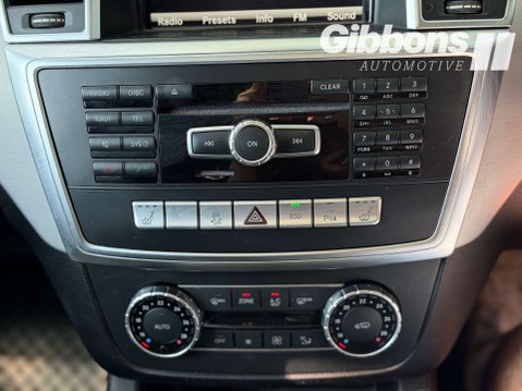 Mercedes-Benz M Class 3.0 ML350 AMG Line Premium Bluetec Auto 4WD 5dr 36