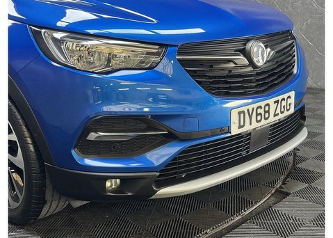 Vauxhall Grandland X 1.5 Turbo D BlueInjection Elite Nav SUV 5dr Diesel Manual Euro 6 (s/s) (130 10