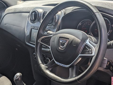 Dacia Sandero Stepway COMFORT TCE 18