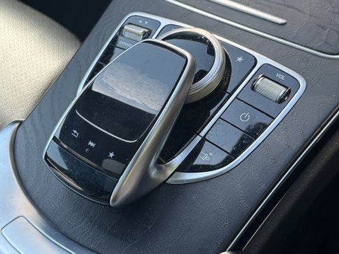 Mercedes-Benz C Class 2.1 C250d AMG Line (Premium Plus) Coupe 2dr Diesel G-Tronic+ Euro 6 (s/s) ( 29