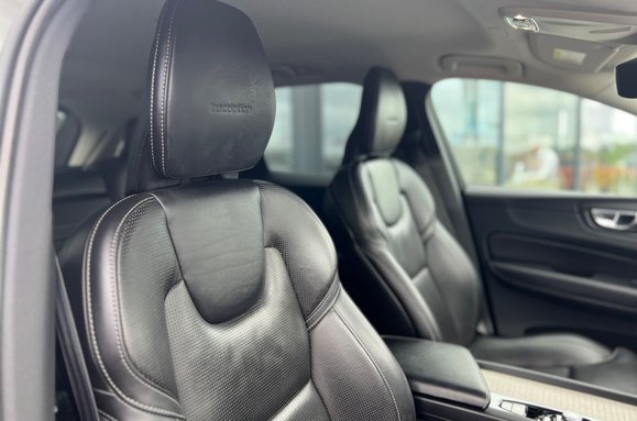 Volvo XC60 D5 POWERPULSE INSCRIPTION AWD AUTO 17