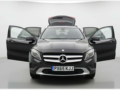 Mercedes-Benz GLA 2.1 GLA 200 Sport Premium CDi 4Matic Auto 4WD 5dr 5