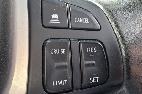 Suzuki Vitara SZ5 RUGGED.. 7 SERVICES.. SAT NAV..ELECTRIC OPENING SUNROOF..AIR CON.. 22