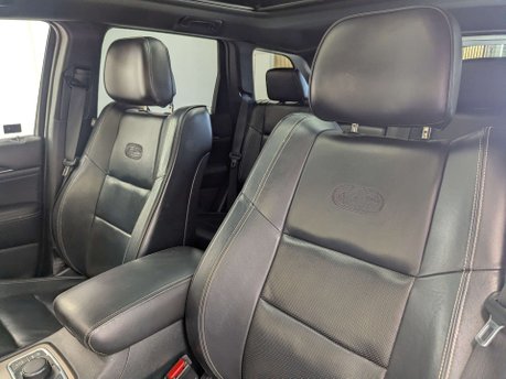 Jeep Grand Cherokee 3.0 Grand Cherokee Overland CRD Auto 4WD 5dr 37