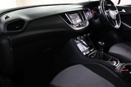 Vauxhall Grandland X SE PREMIUM 34