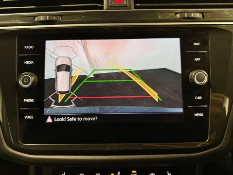 Volkswagen Tiguan 2.0 Tiguan Elegance TDI DSG Auto 5dr 27