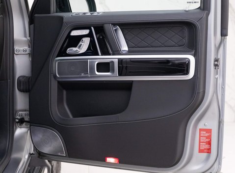Mercedes-Benz G Series G 350 D 4MATIC AMG LINE PREMIUM 19