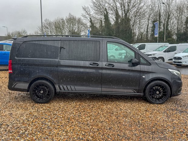 Mercedes-Benz Vito Crew Cab AUTO LWB L2H1 Sport 119 Camera Nav Sensors EURO 6 6