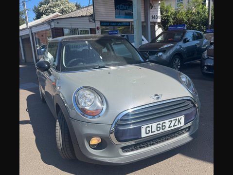 Mini Hatch 1.5 Cooper Euro 6 (s/s) 3dr 5
