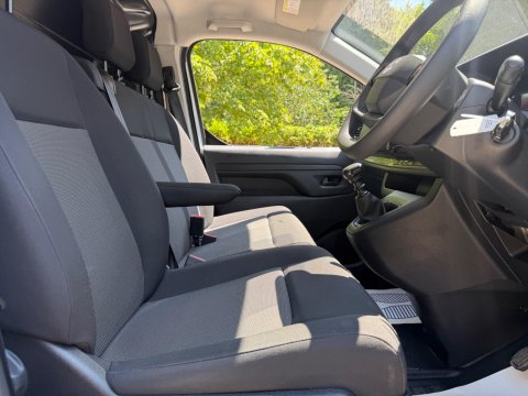 Vauxhall Vivaro 1.5 Turbo D Prime XL Panel Van LWB Euro 6 (s/s) 6dr 13