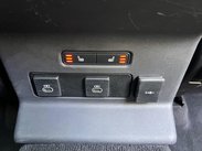 Land Rover Range Rover Velar 2.0 D200 MHEV R-Dynamic SE Auto 4WD Euro 6 (s/s) 5dr 41