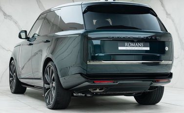 Land Rover Range Rover P530 SV 9