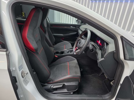 Volkswagen Golf 2.0 TSI GTI Clubsport 45 Hatchback 5dr Petrol DSG Euro 6 (s/s) (300 ps) 18